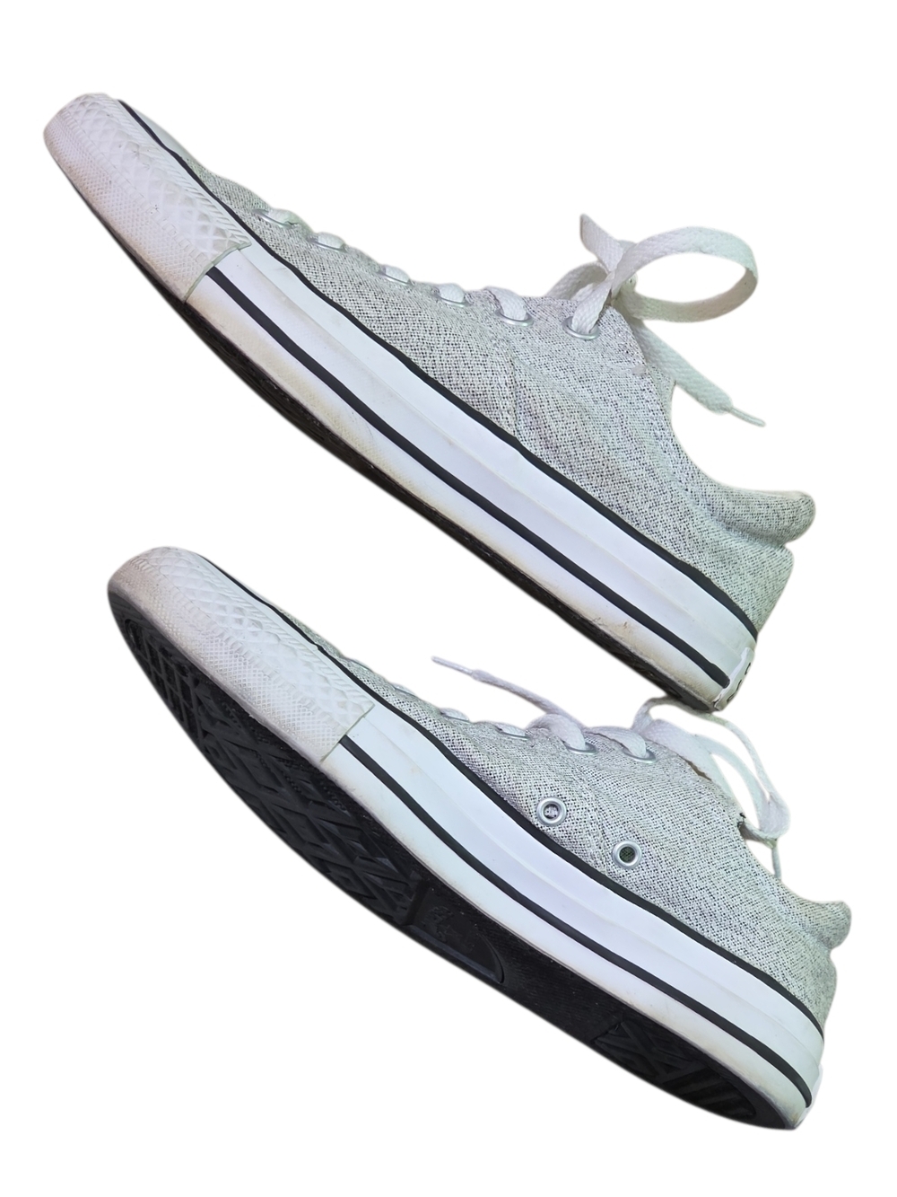 Converse Low-Top Sneakers in Light Gray and White Size 7.5 - Picture 9 of 12